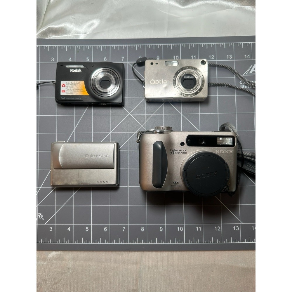 Lot Of 4! For Parts Only Ditigal Cameras Sony CyberShot Kodak M1033 Pentax Optio